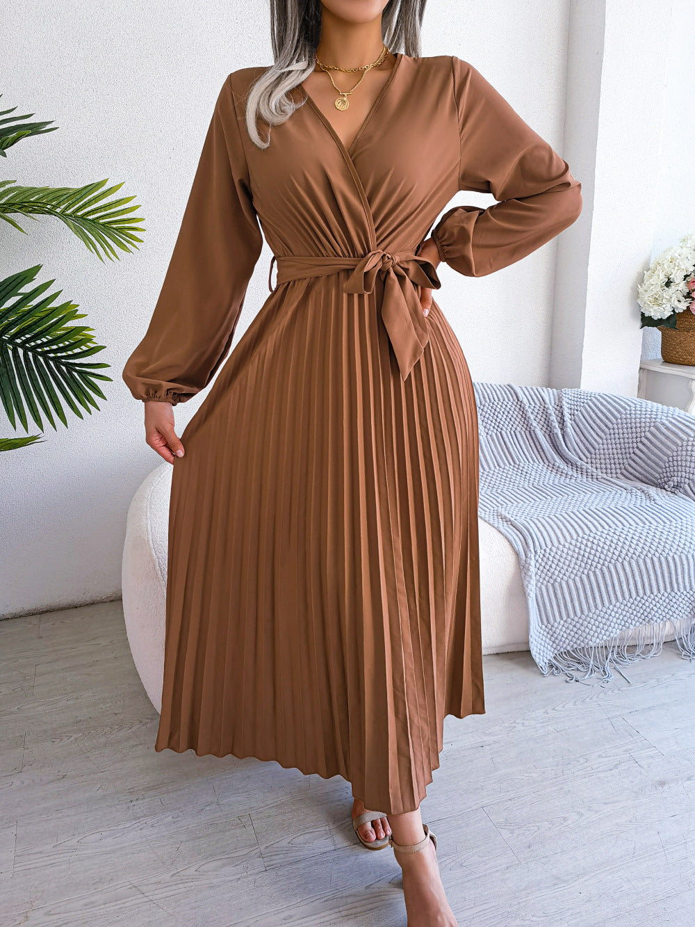 Women's Temperament Cross V-neck Pendulum Pleated Dress