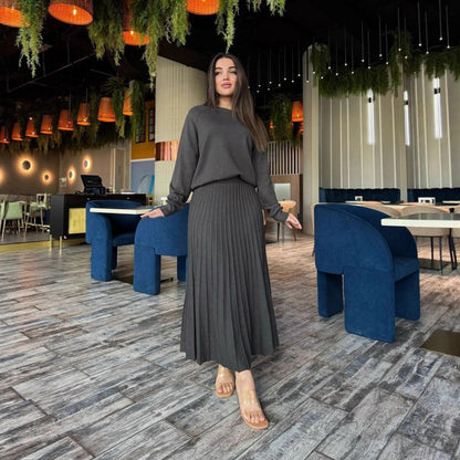 Women's Two Piece Pleated Maxi Skirt Set Long Sleeve