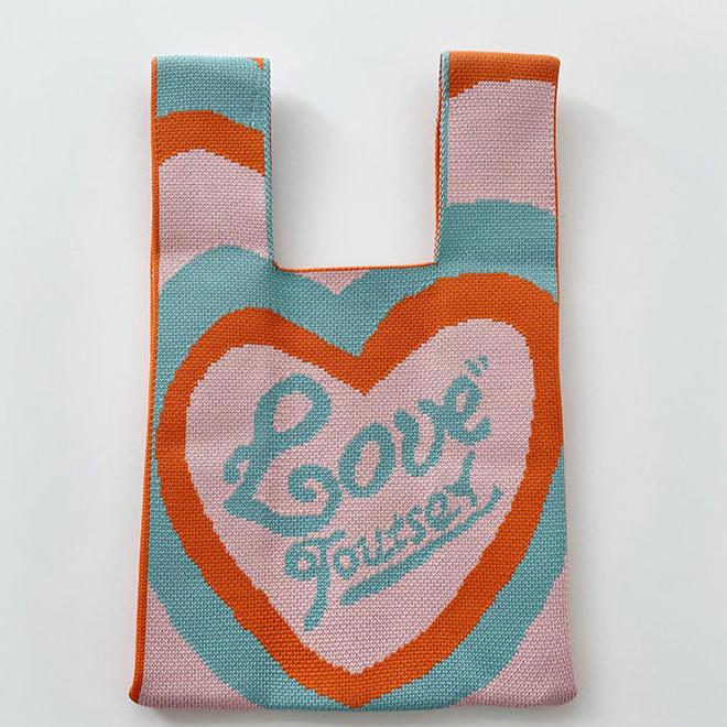 Gradient Love Woman's Knitted Tote Bag Knit Waist Bag