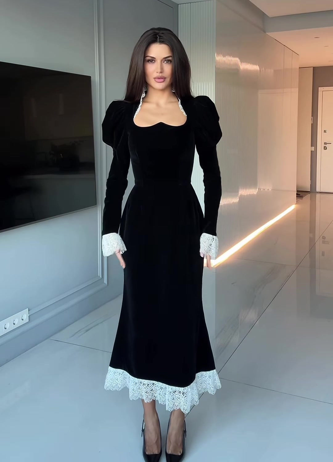 Black Velvet Lace Trim Bodycon Long Sleeve Midi Dress