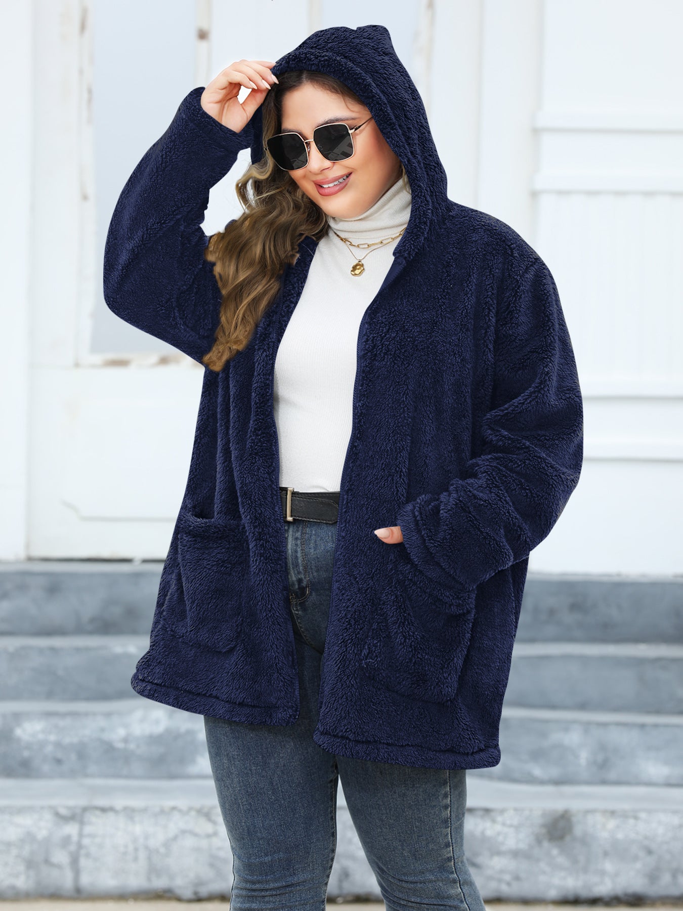 Plus Size Women's Thickened Hooded Plush Jacket