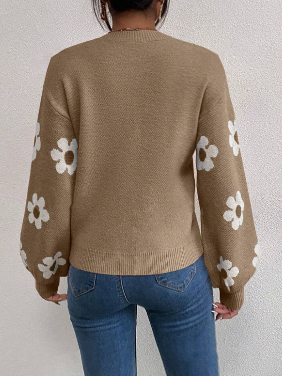 Women's Daisy Floral Long Sleeve Crew Neck Knit Sweater
