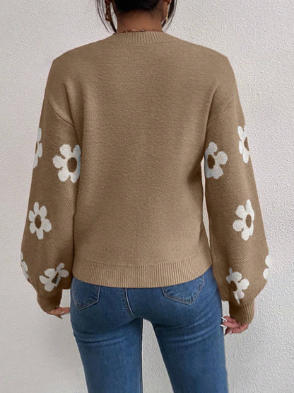 Women's Daisy Floral Long Sleeve Crew Neck Knit Sweater