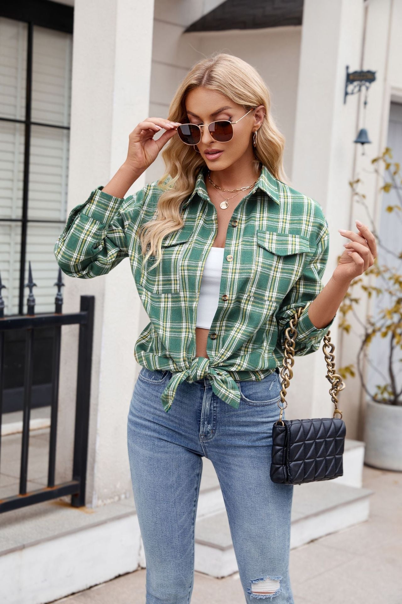 Women’s Casual Plaid Shirt with Pockets Loose Fit Fashion Top