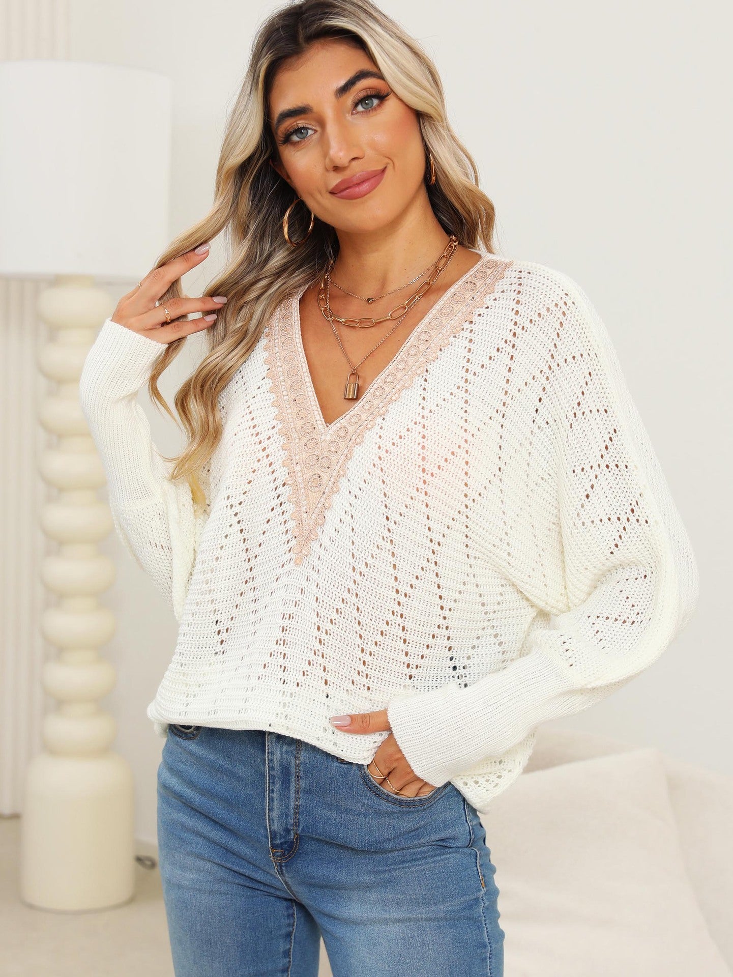 Women's Hollow Splicing Lace V-Neck Bat Sleeve Sweater