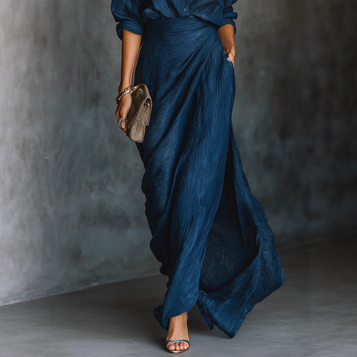 Women's V-Neck Long Sleeve Belted Pleated Midi Dress