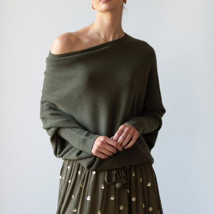 Women's Oversized Crew Neck Soft Knit Pullover Sweater