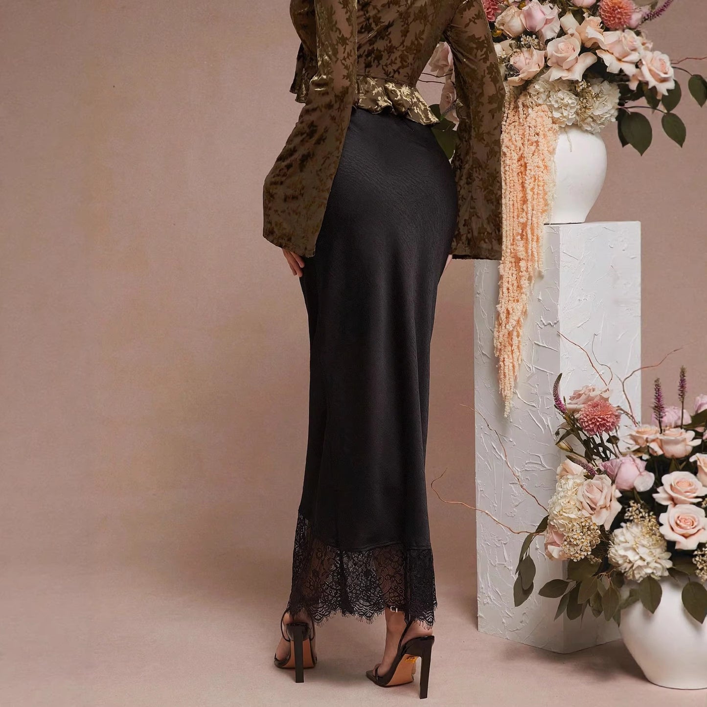 Acetate Satin Mermaid Skirt Lace Trim Mid-Length Elegant Dress