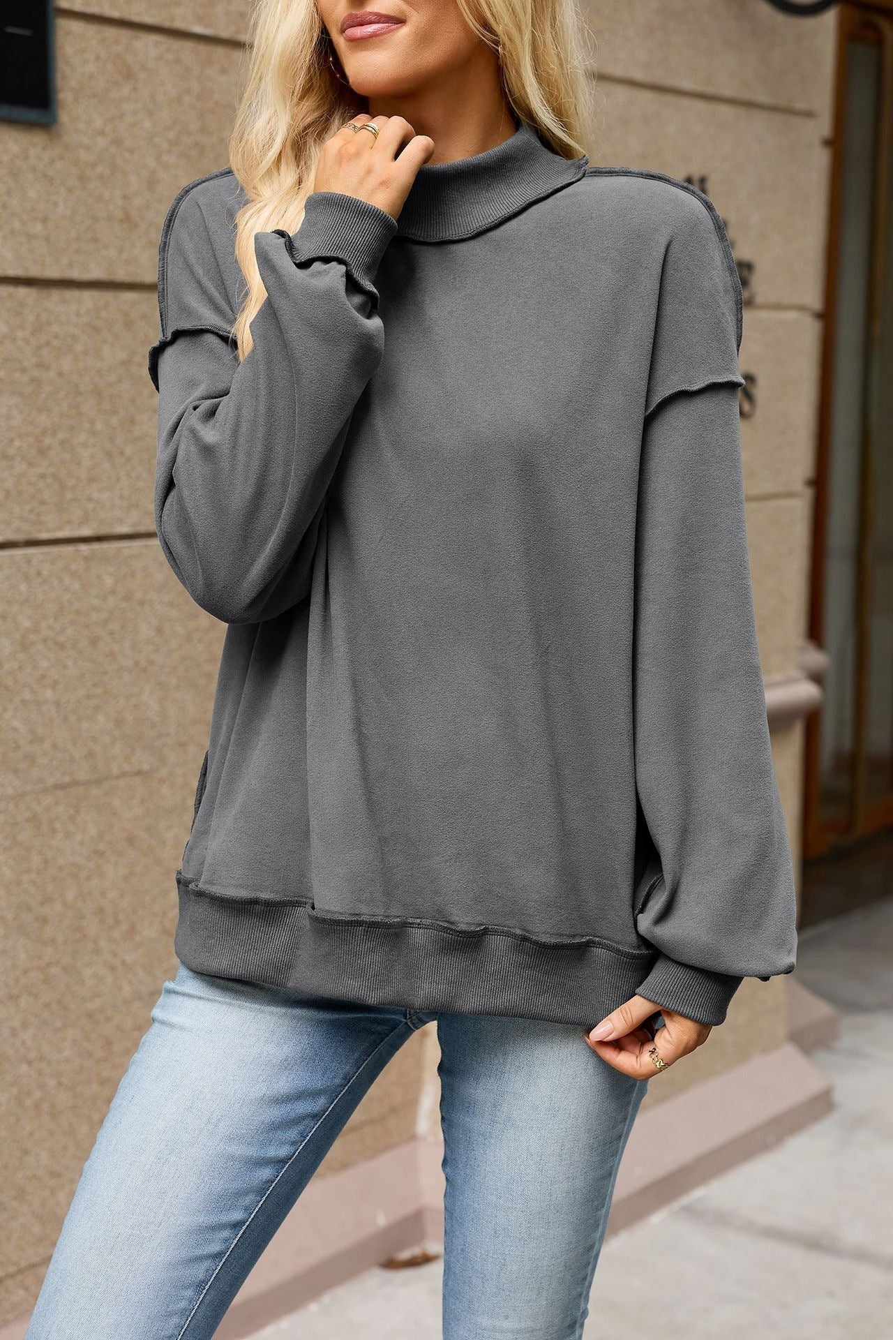 Women’s Mock Neck Exposed Seam Sweatshirt Pullover