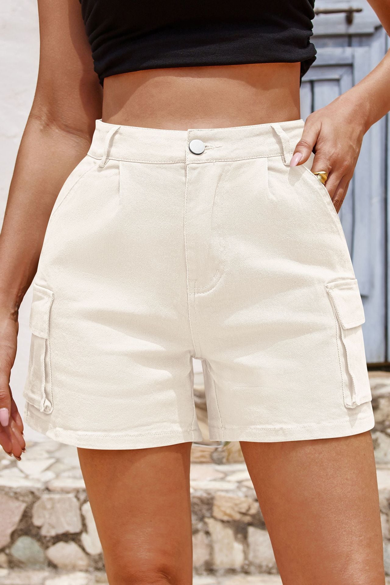 High-Waisted Slim-Fit Cargo Shorts with Pockets for Women