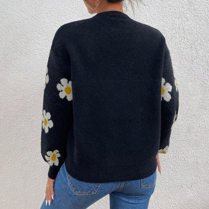 Women's Daisy Floral Long Sleeve Crew Neck Knit Sweater