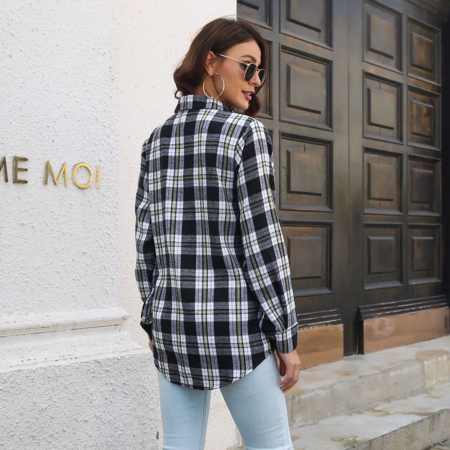 Women's Oversized Plaid Shacket Button Down with Pockets