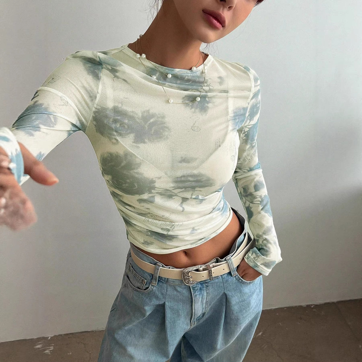 Floral Mesh Ruched Long Sleeve Crop Top