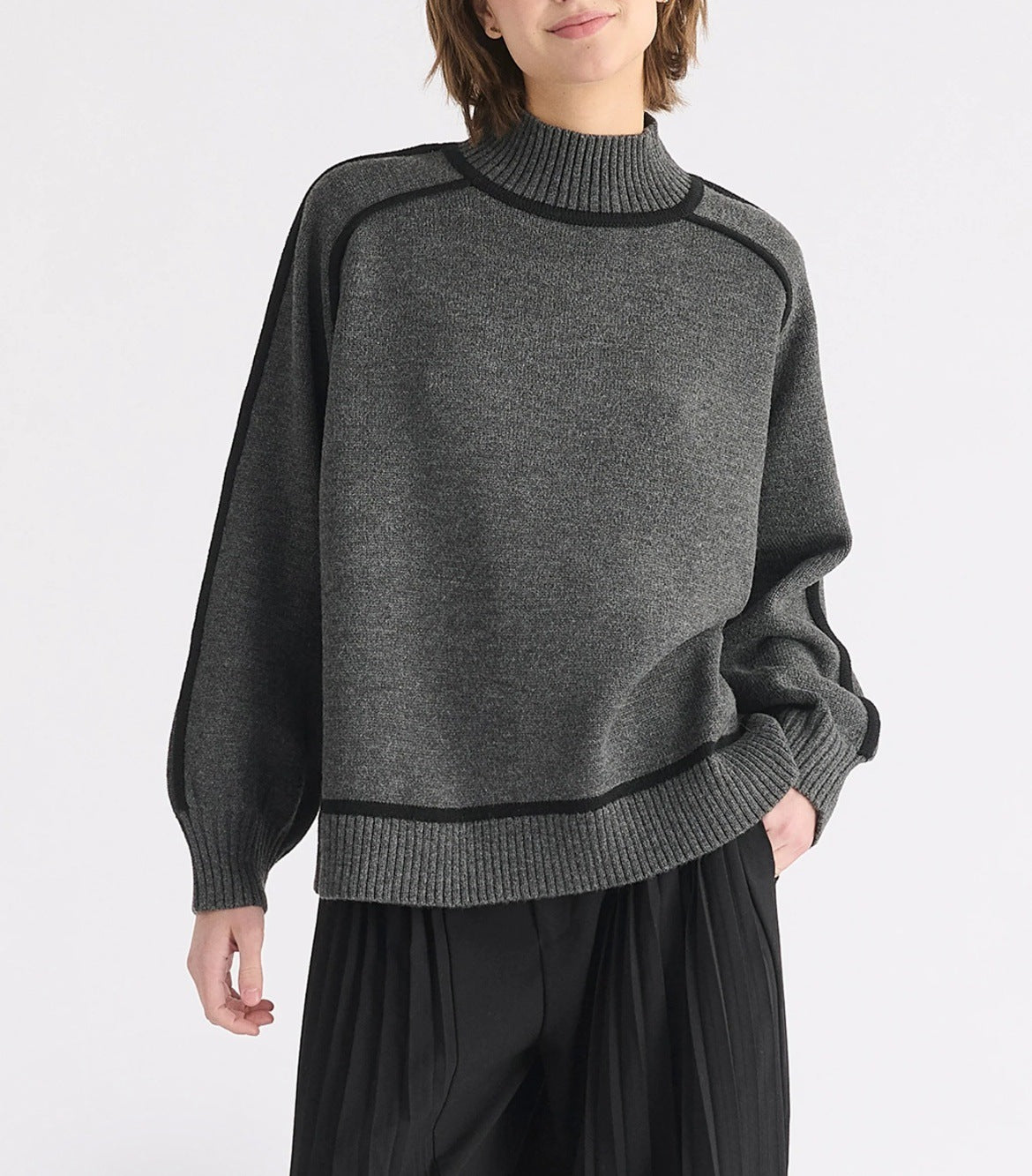 Women's Mock Neck Contrast Trim Oversized Sweater