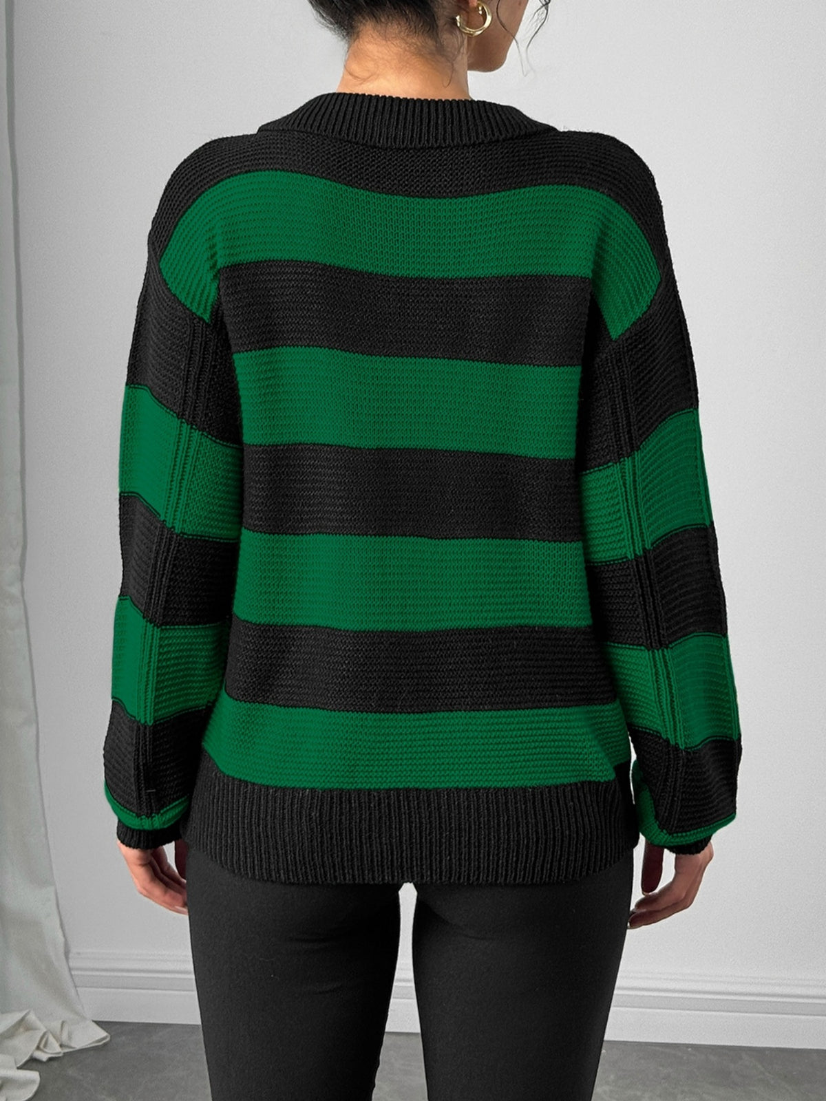 Women's Striped V-Neck Floral Pocket Balloon Sleeve Sweater