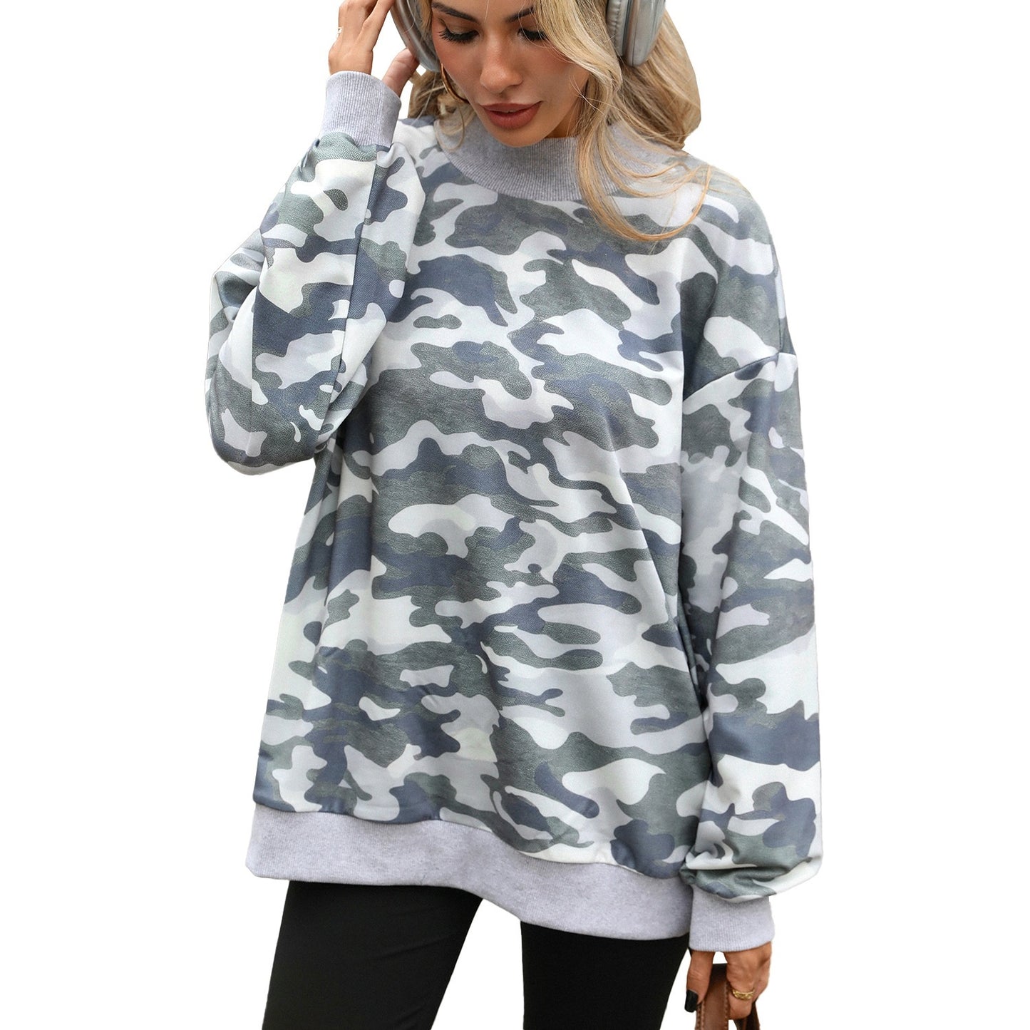 Women's Oversized Printed Mock Neck Sweatshirt Long Sleeve