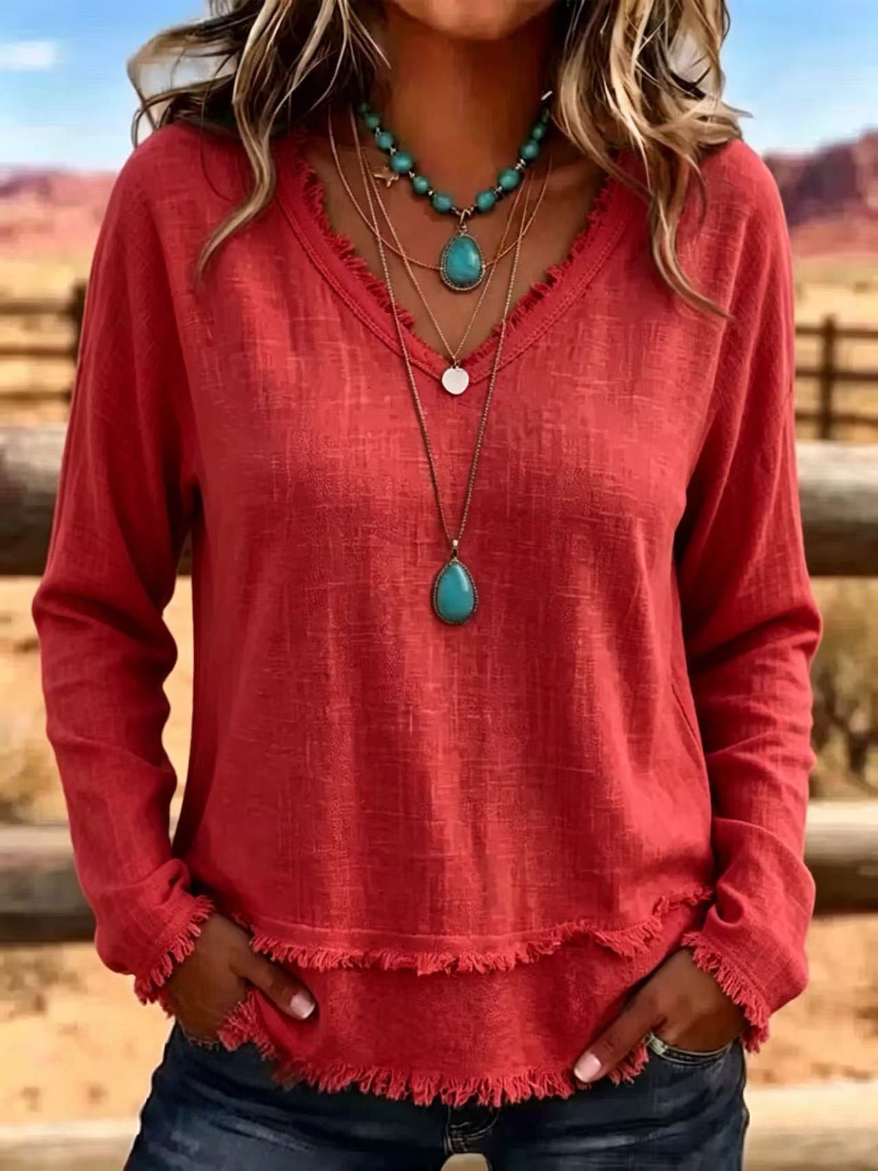 Women's Frayed Hem V-Neck Long Sleeve Casual Top