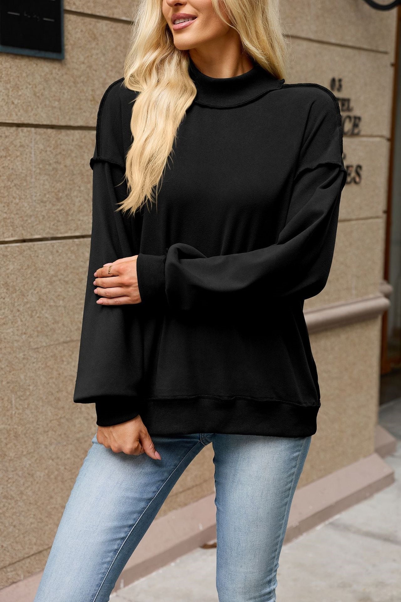 Women’s Mock Neck Exposed Seam Sweatshirt Pullover