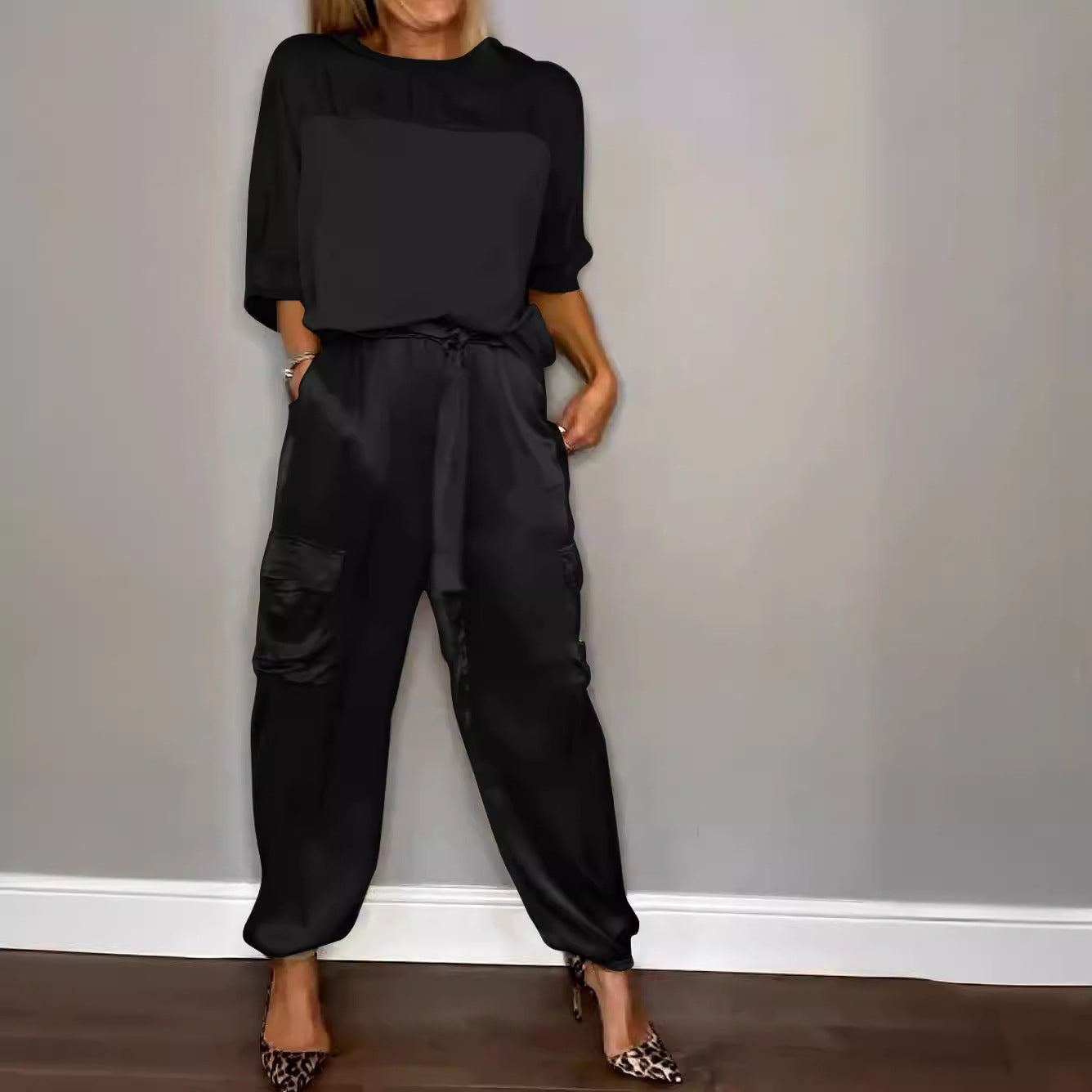 Women's Satin Two-Piece Jogger Set Short Sleeve Pockets