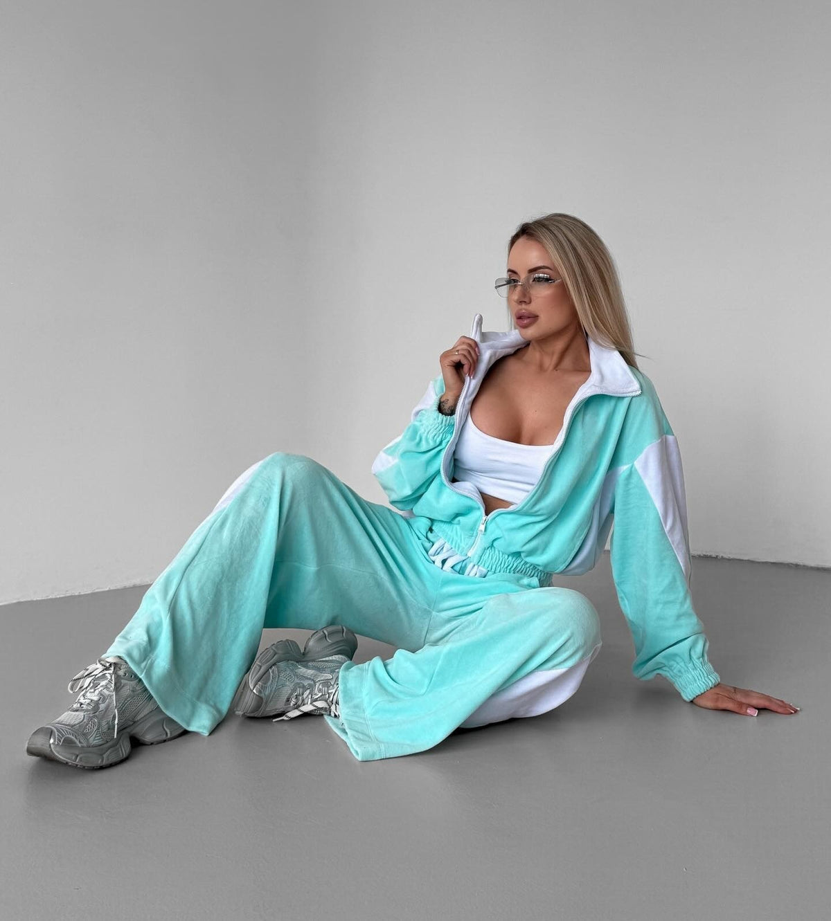Velvet Tracksuit Color Block Zip Jacket Pants Set