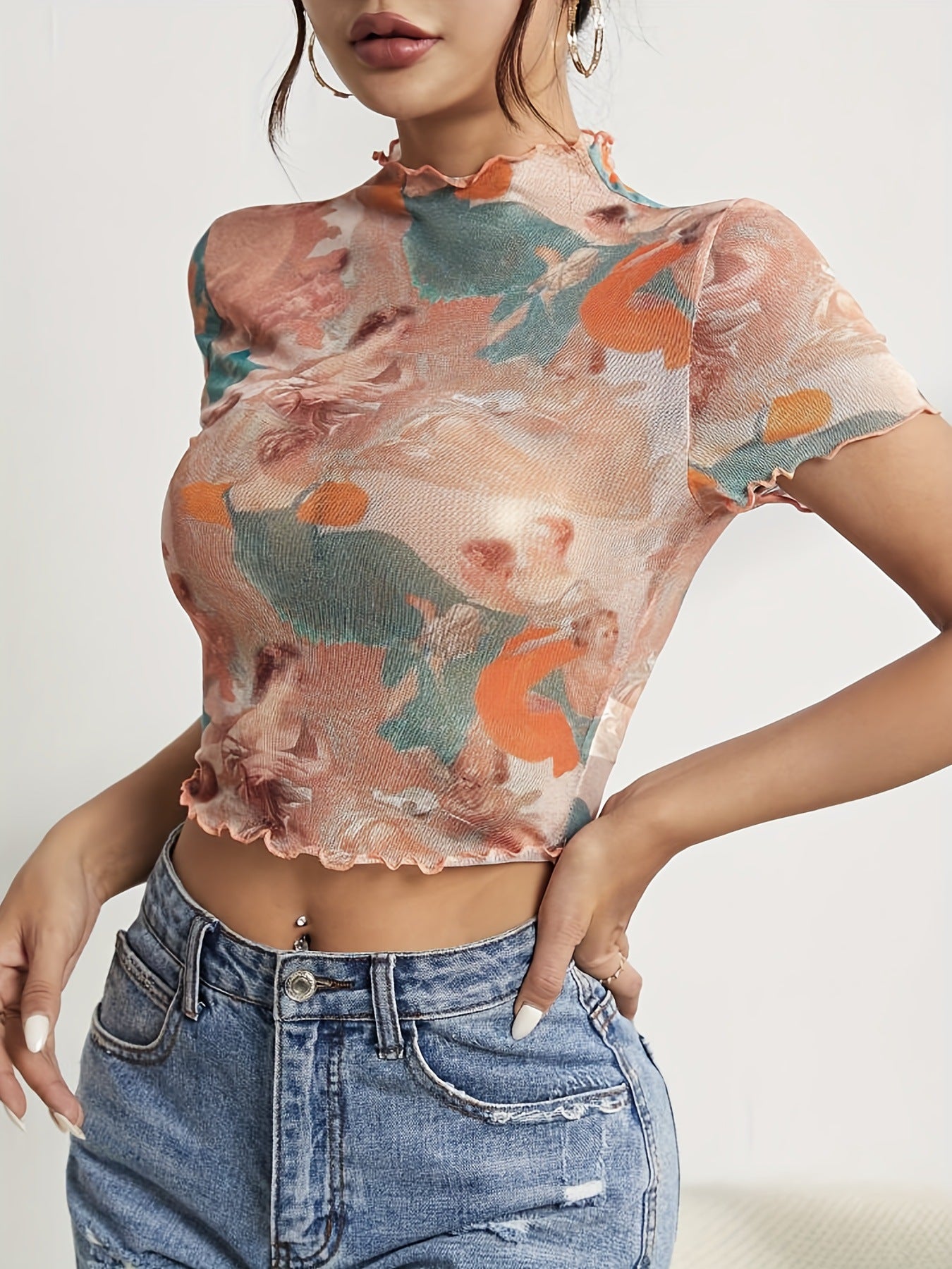 Mesh Printed Slim Fit Short-Sleeve T-Shirt with Ruffle Edge