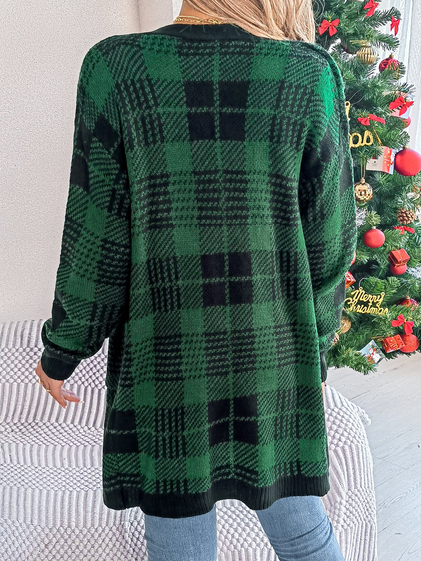 Women's Casual Contrasting Color Plaid Pocket Long Sleeve Christmas Sweater