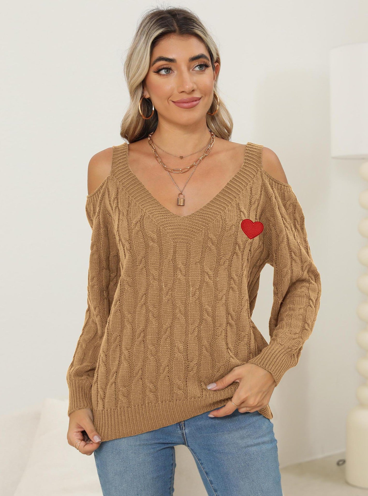 Women's Deep V Sexy Off-the-shoulder Love Pattern Bottoming Shirt