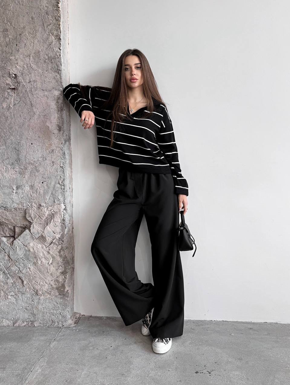 Women's Oversized Striped V-Neck Knit Sweater