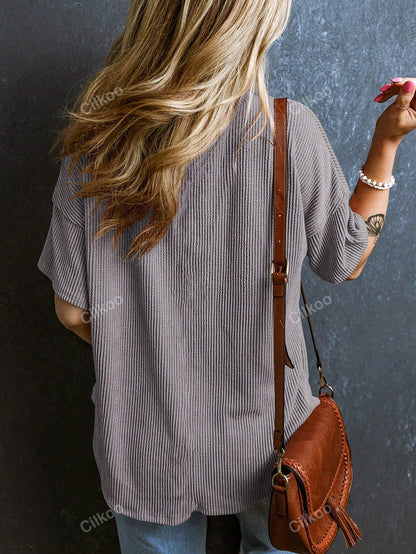 Women’s Ribbed V Neck Short Sleeve Pocket Tee