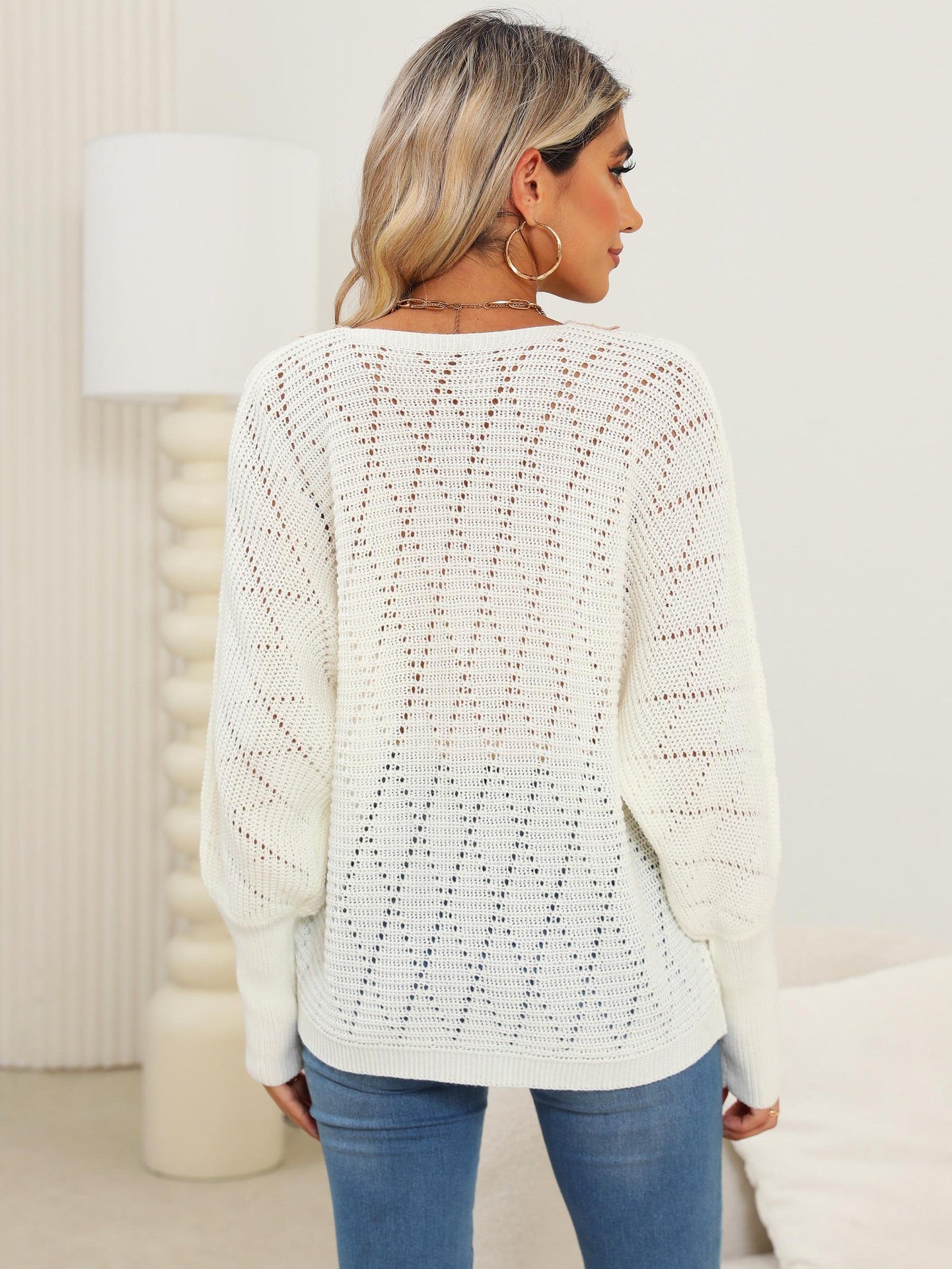 Women's Hollow Splicing Lace V-Neck Bat Sleeve Sweater