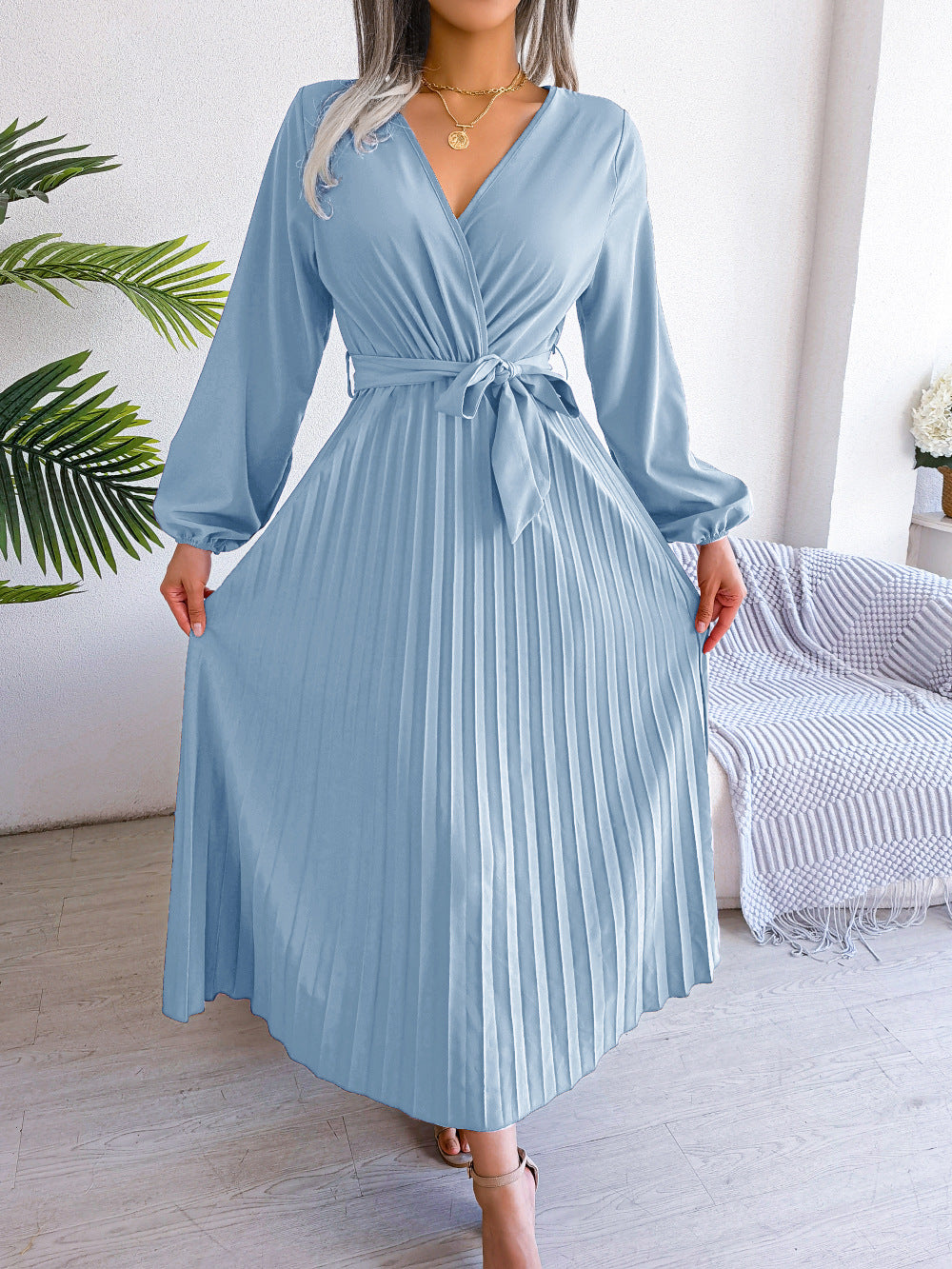 Women's Temperament Cross V-neck Pendulum Pleated Dress