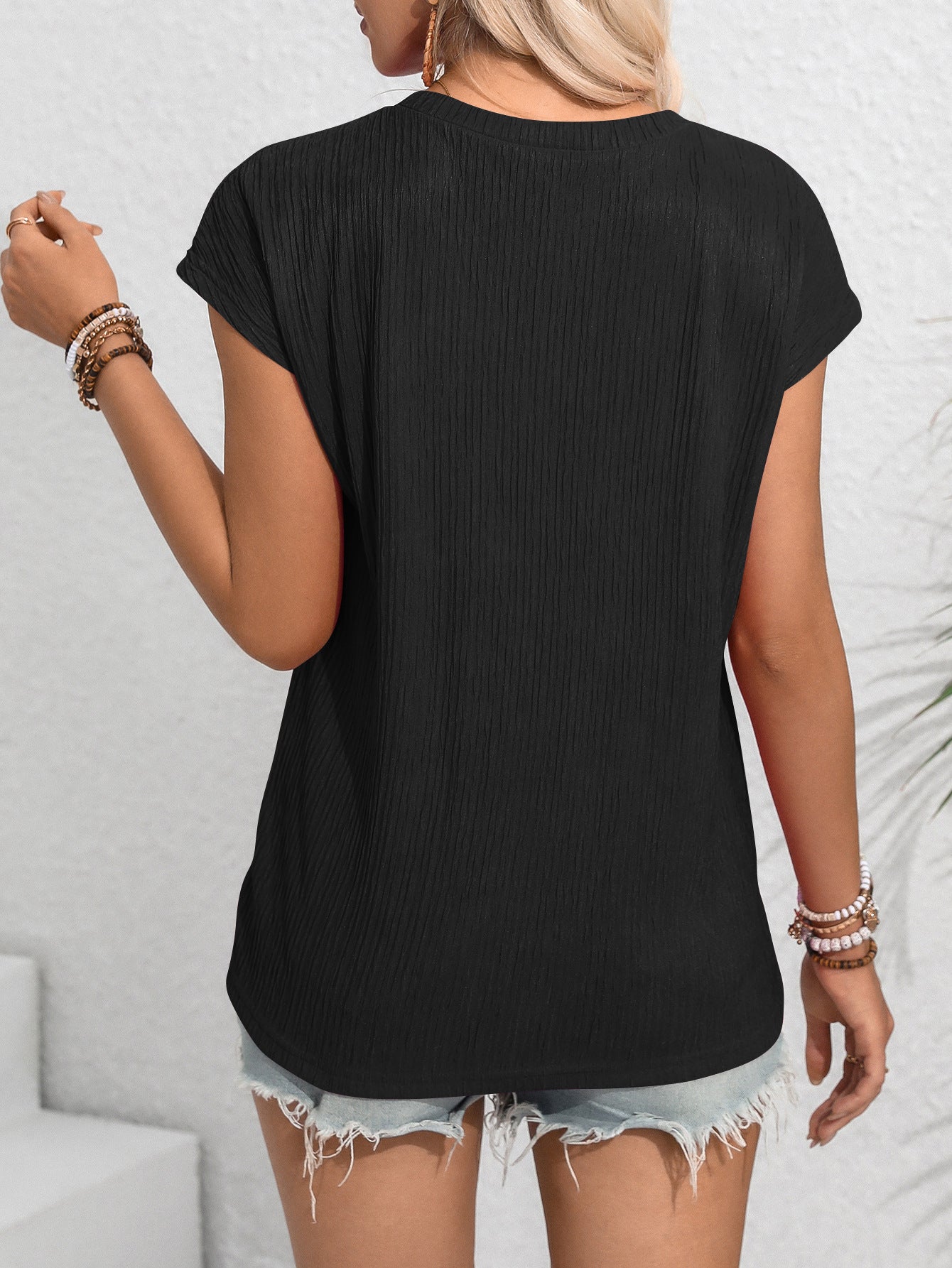 Casual Crew Neck T-Shirt with Pocket