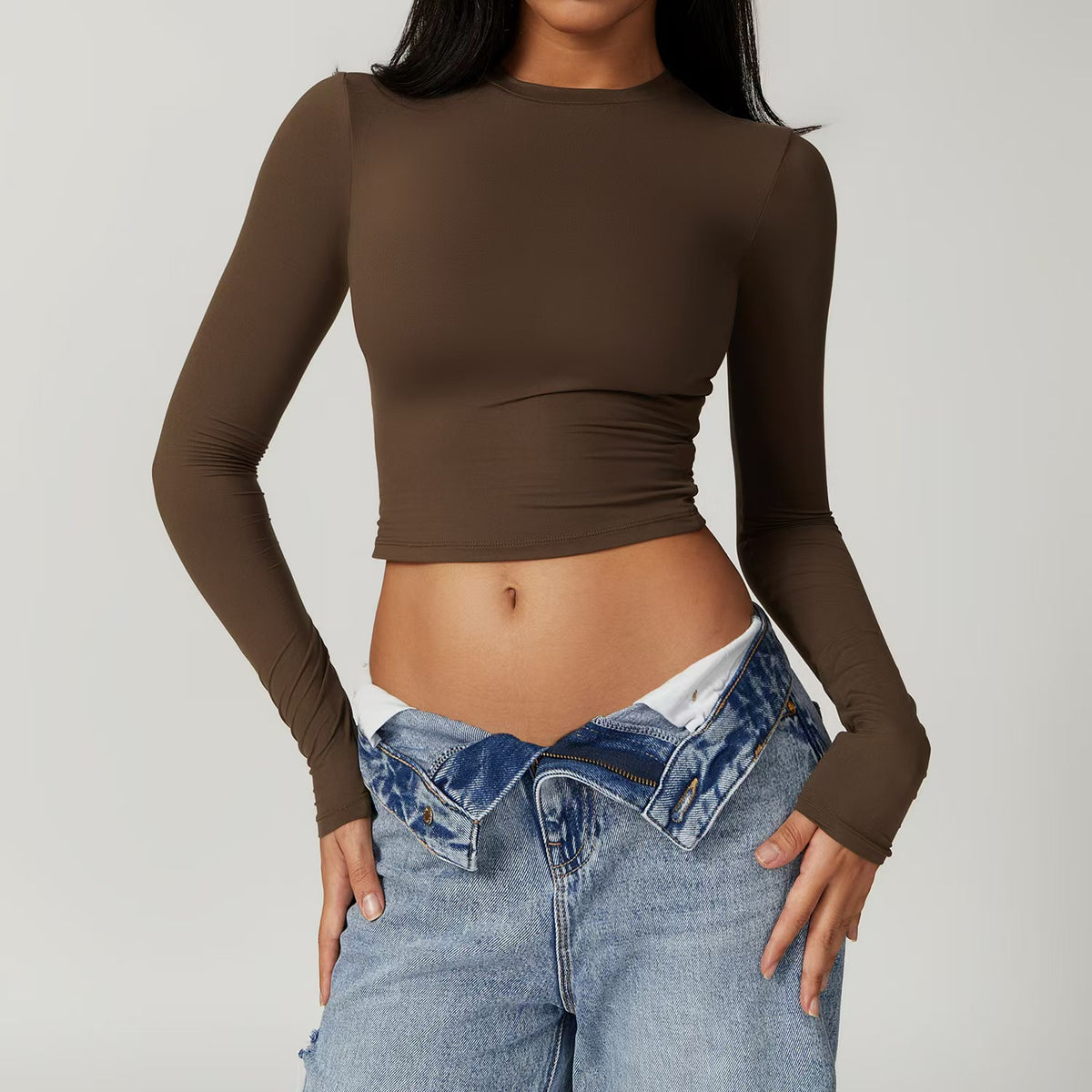 Women's Fitted Long Sleeve Crop Top Athletic Workout Shirt