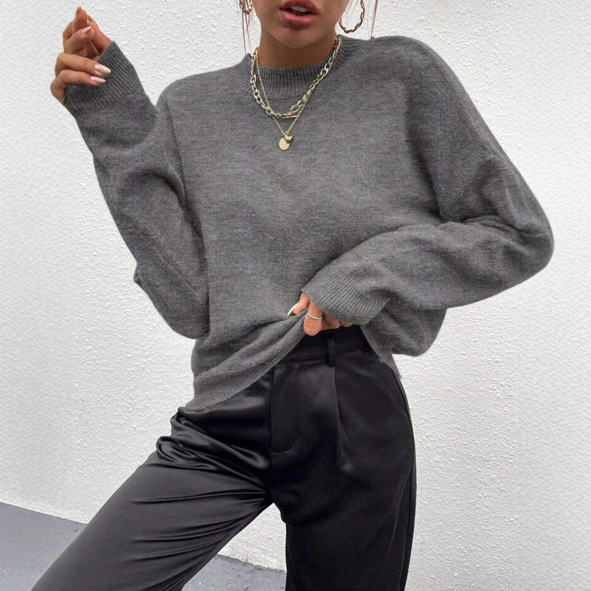 Women's Oversized Crew Neck Long Sleeve Knit Sweater