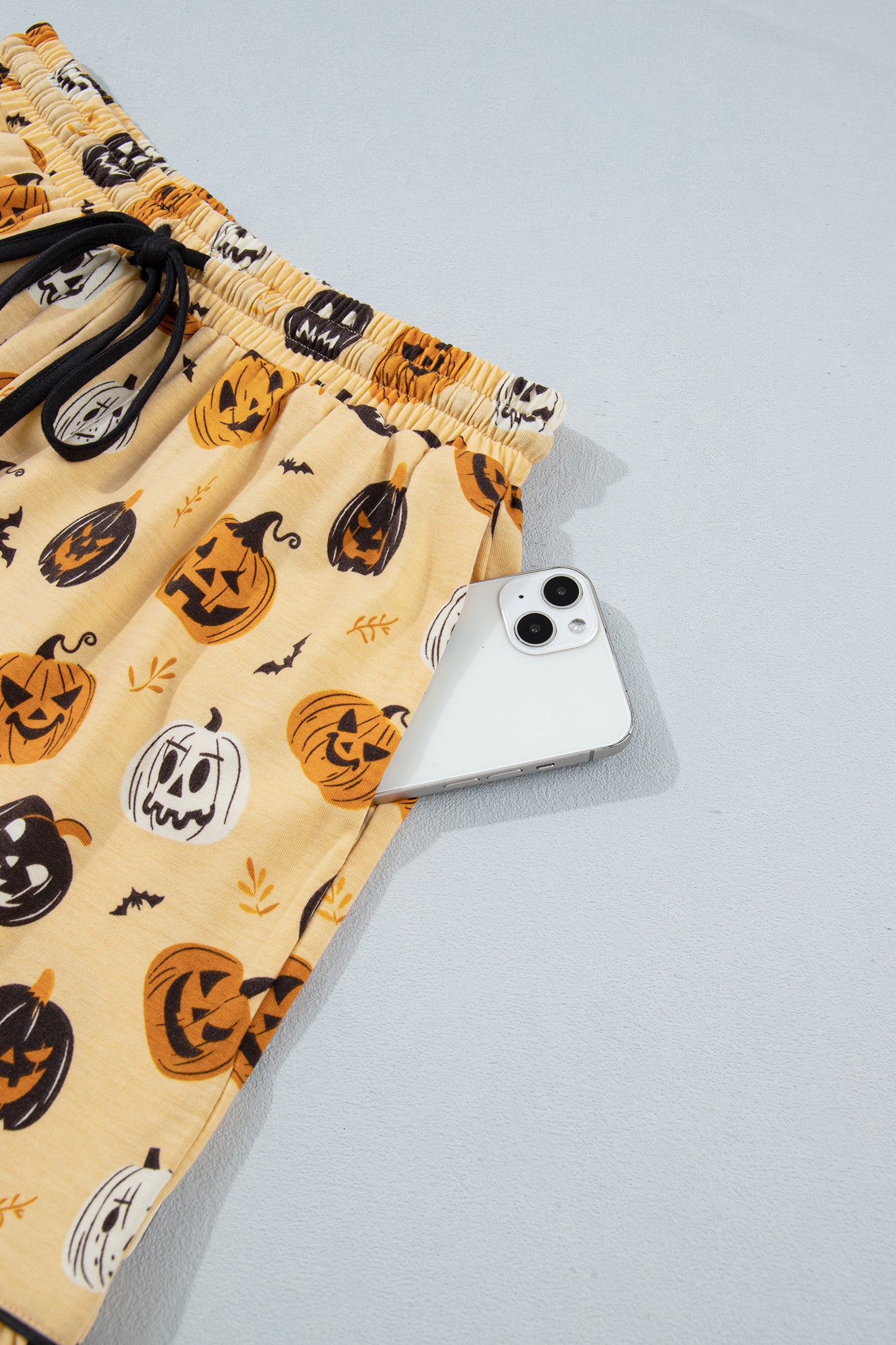 Halloween Pumpkin Print Ruffle Shorts Pajama Set
