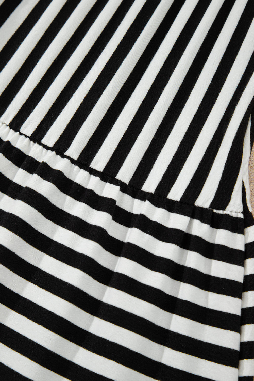 Black White Stripe U-Neck Sleeveless Loose Mini Dress