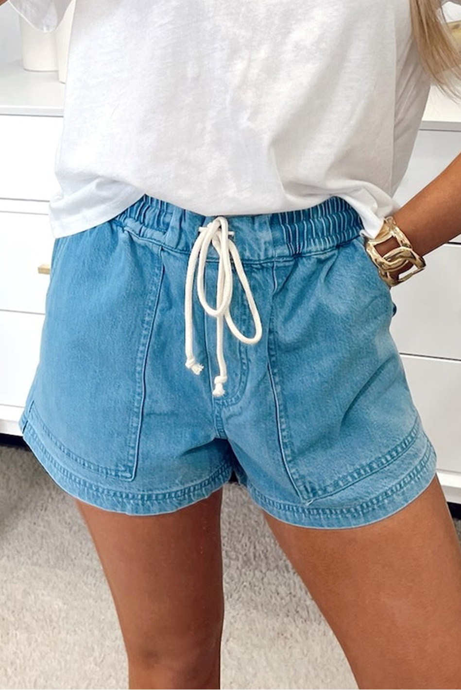 Light Wash Drawstring Denim Shorts Elastic Waist Pockets