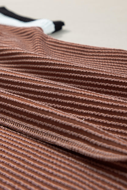 Textured Contrast Trim Round Neck T Shirt
