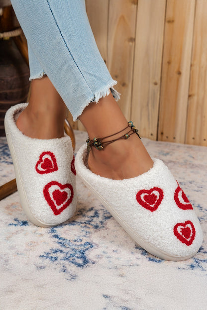 White Heart Shape Round Toe Plush Winter Slippers