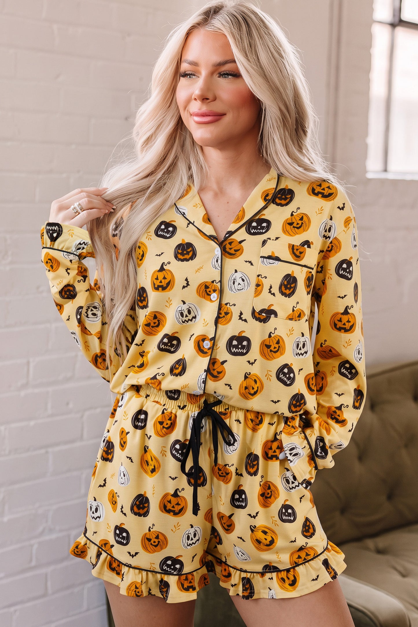 Halloween Pumpkin Print Ruffle Shorts Pajama Set