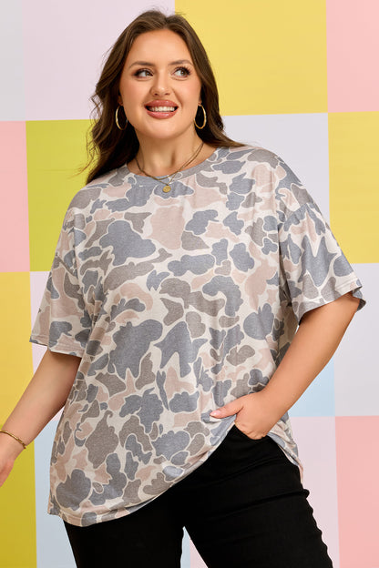 Plus Size Retro Camouflage Tee – Multicolor Casual Top