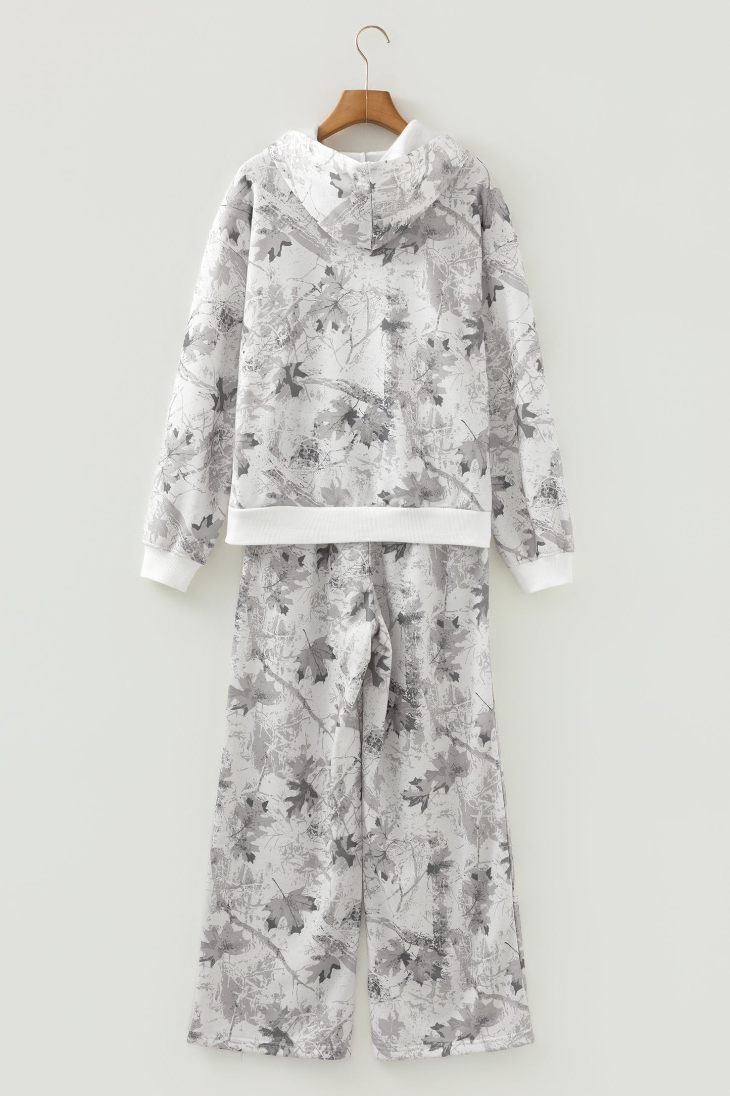 Women’s Light Grey Camo Hoodie & Sweatpants Lounge Set
