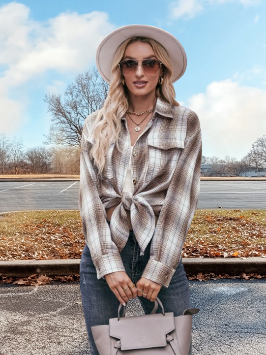 Casual Fashion Plaid Shirt in Oversized Loose Fit for Fall and Winter