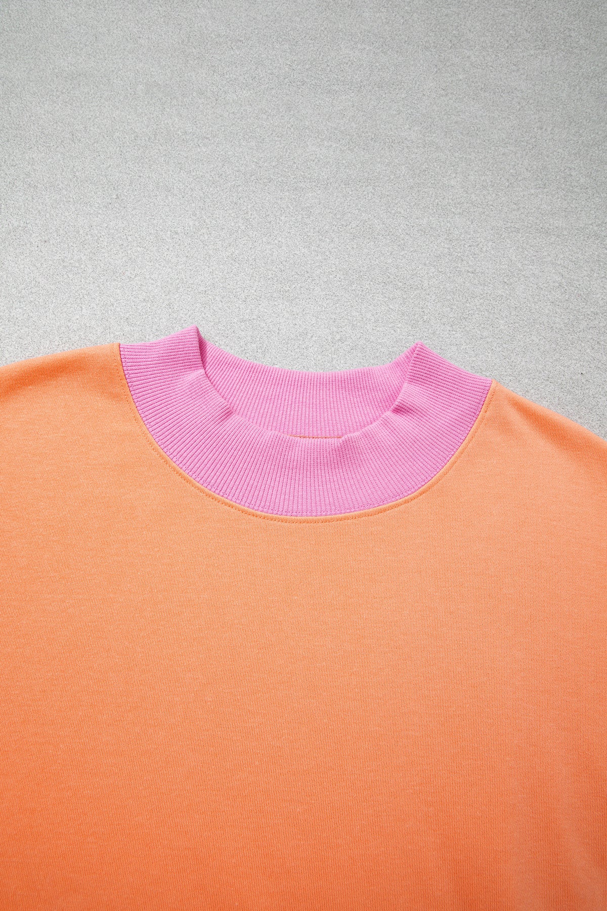 Contrast Trim Relaxed Fit Plus Size Sweatshirt