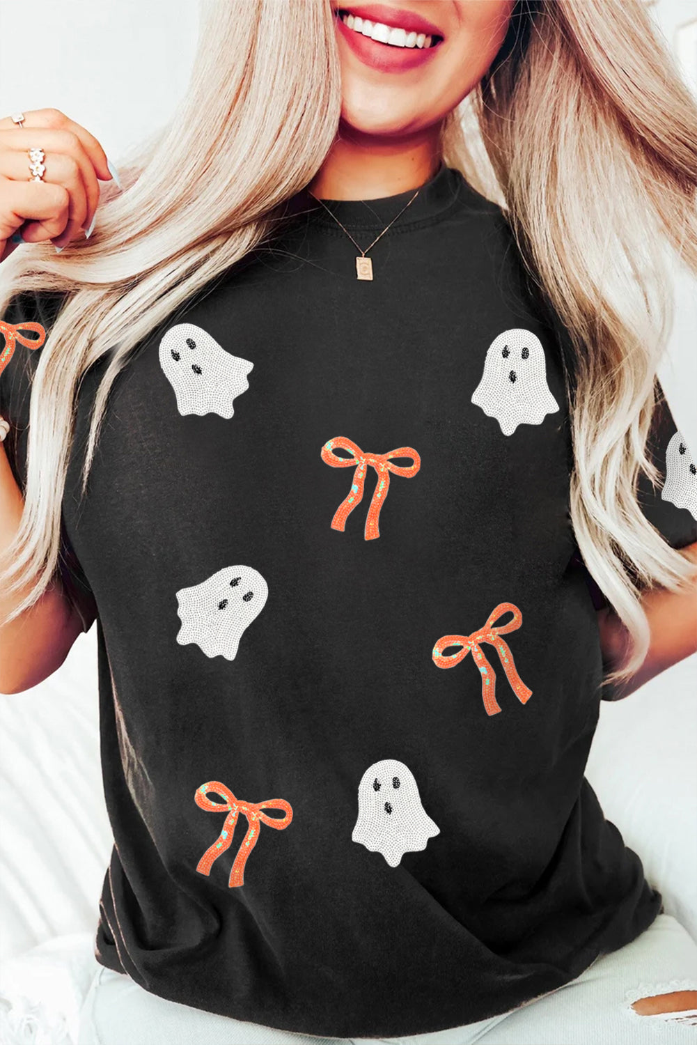 Halloween Ghost Bow Patch Graphic Short Sleeve Tee